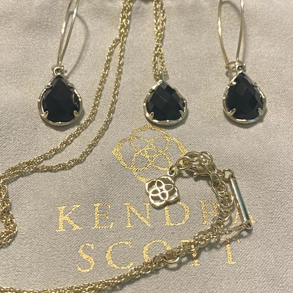 Kendra Scott - Picture 3 of 3